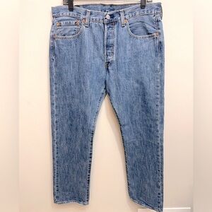 NWT Levi's 501 Straight Men's Medium Light Wash Premium Denim Jeans Sz. 34 x 32